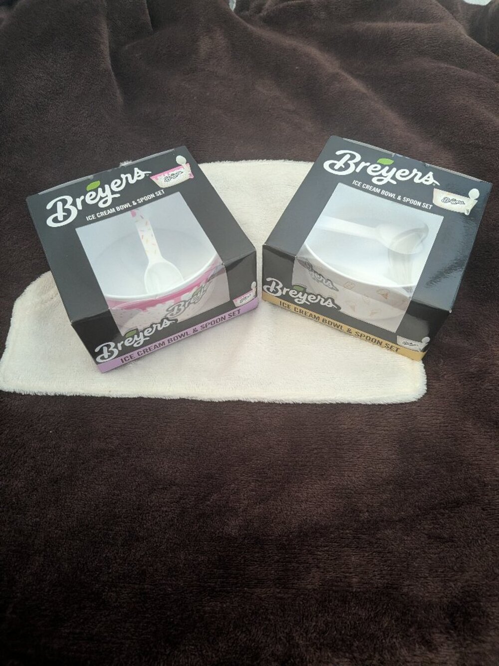 NIB Breyers Ice Cream Bowl And Spoon Sets Lot Of 2 NEW
